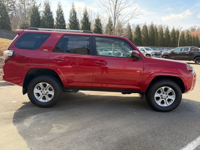 2022 Toyota 4Runner SR5