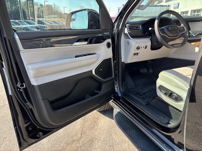 2022 Jeep Wagoneer Series III