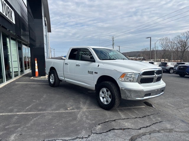 2017 RAM 1500 SLT