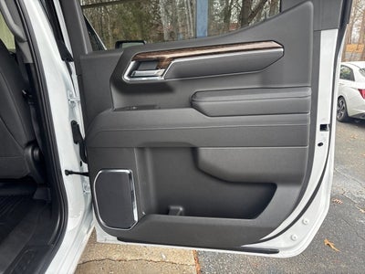 2025 GMC Sierra 1500 Elevation