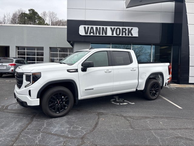 2025 GMC Sierra 1500 Elevation