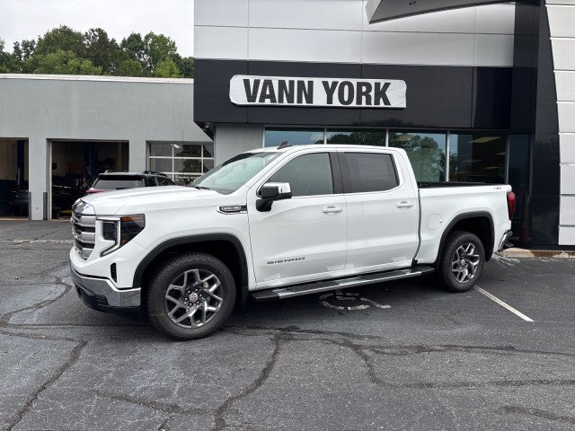 2026 GMC Sierra 1500 SLE