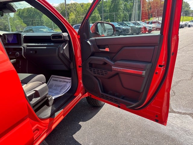 2024 Toyota Tacoma 4WD SR5