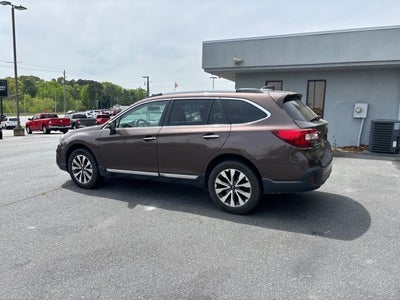 2019 Subaru Outback Touring