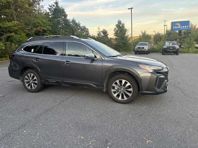 2025 Subaru Outback Touring