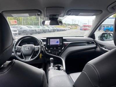 2022 Toyota Camry SE