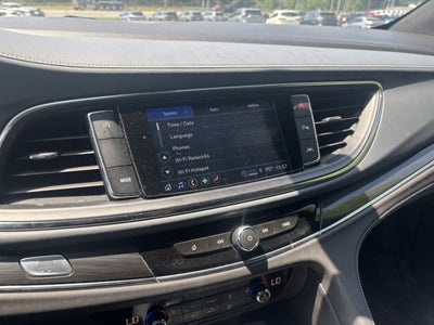 2022 Buick Enclave Essence