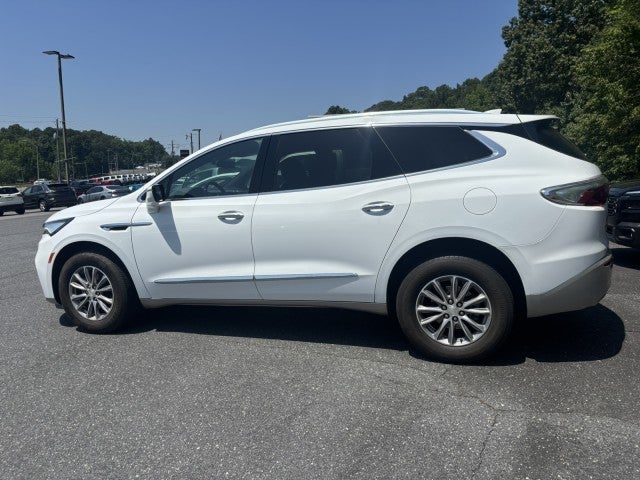 2022 Buick Enclave Essence