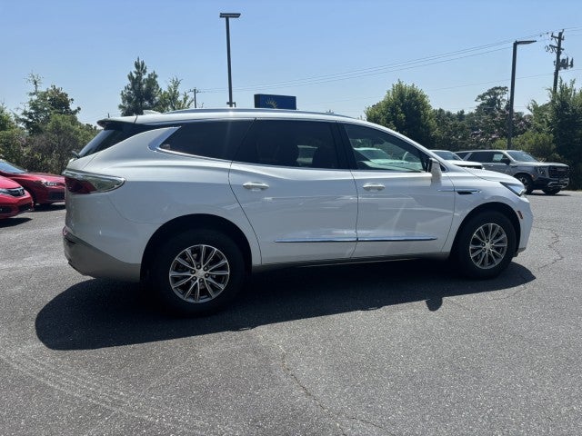 2022 Buick Enclave Essence