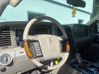 2013 Lincoln Navigator 4DR 2WD