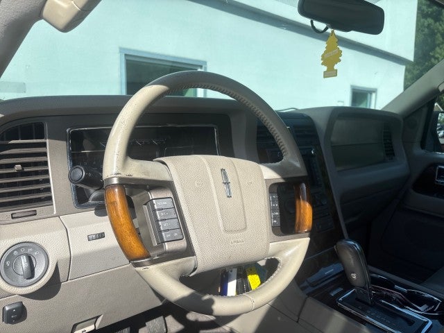 2013 Lincoln Navigator 4DR 2WD