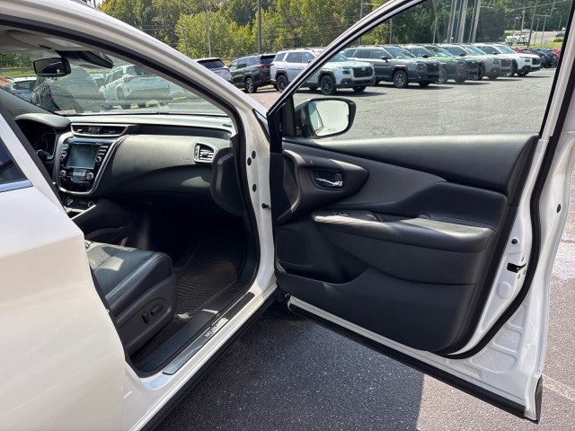 2023 Nissan Murano SL