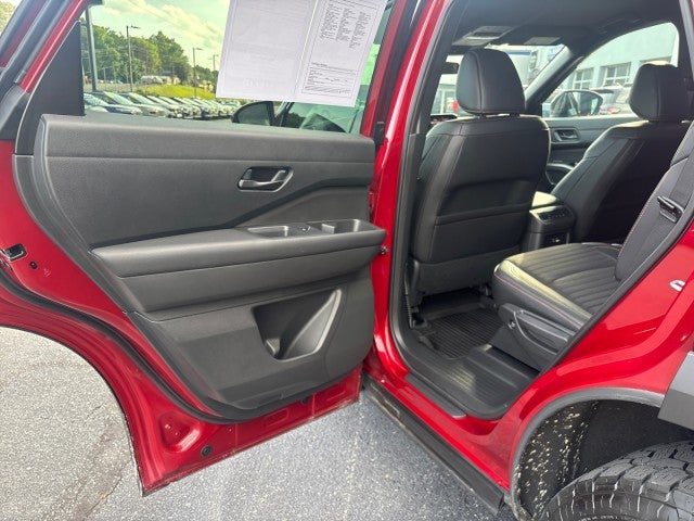 2024 Nissan Pathfinder Rock Creek