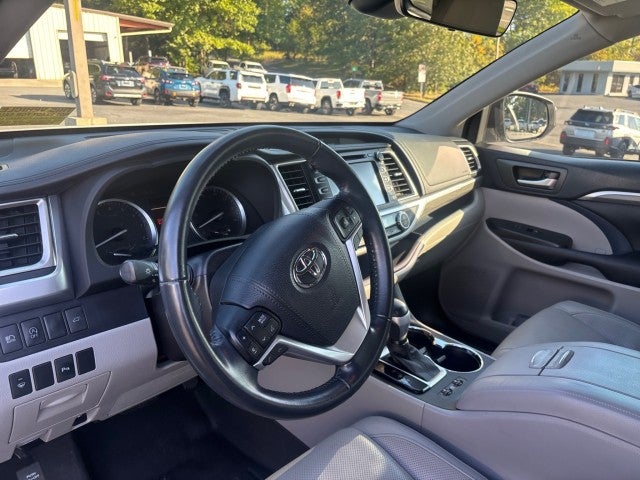 2017 Toyota Highlander Limited