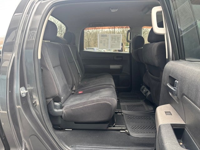 2011 Toyota Tundra 2WD Truck CREW 2WD V8 5.7 G