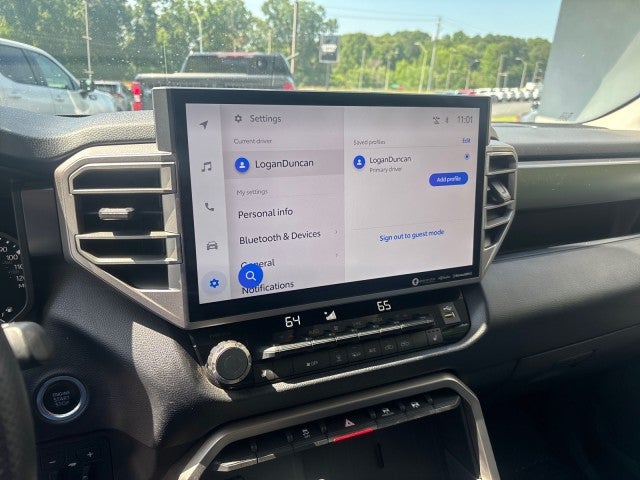 2022 Toyota Tundra 4WD SR5