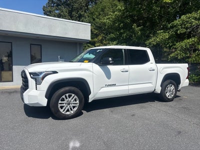 2022 Toyota Tundra 4WD SR5
