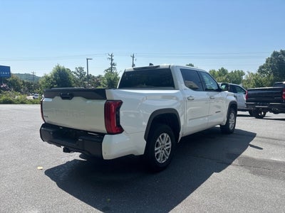 2022 Toyota Tundra 4WD SR5