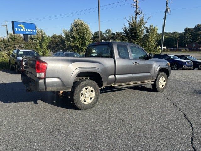 2016 Toyota Tacoma SR