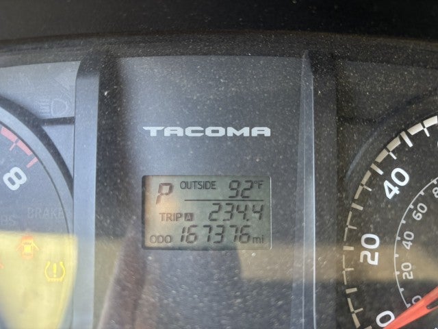 2016 Toyota Tacoma SR