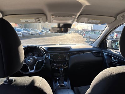 2022 Nissan Rogue Sport SV