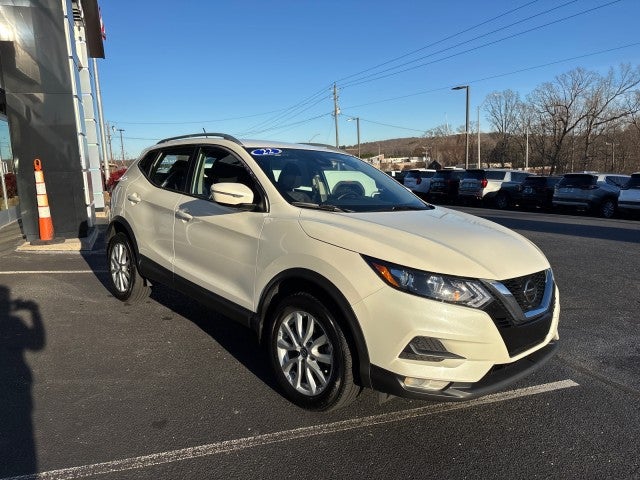 2022 Nissan Rogue Sport SV