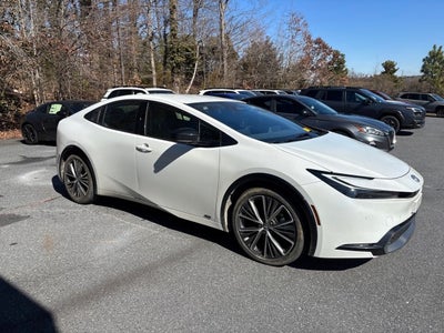 2024 Toyota Prius LE