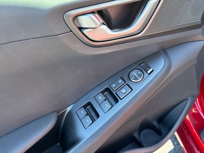 2022 Hyundai Ioniq Hybrid SE