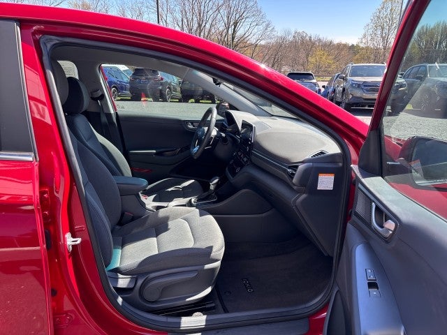 2022 Hyundai Ioniq Hybrid SE