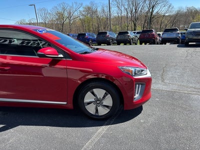 2022 Hyundai Ioniq Hybrid SE