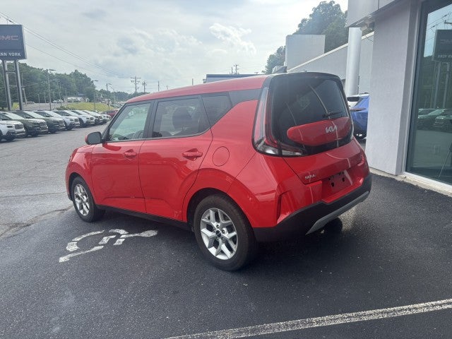 2024 Kia Soul LX