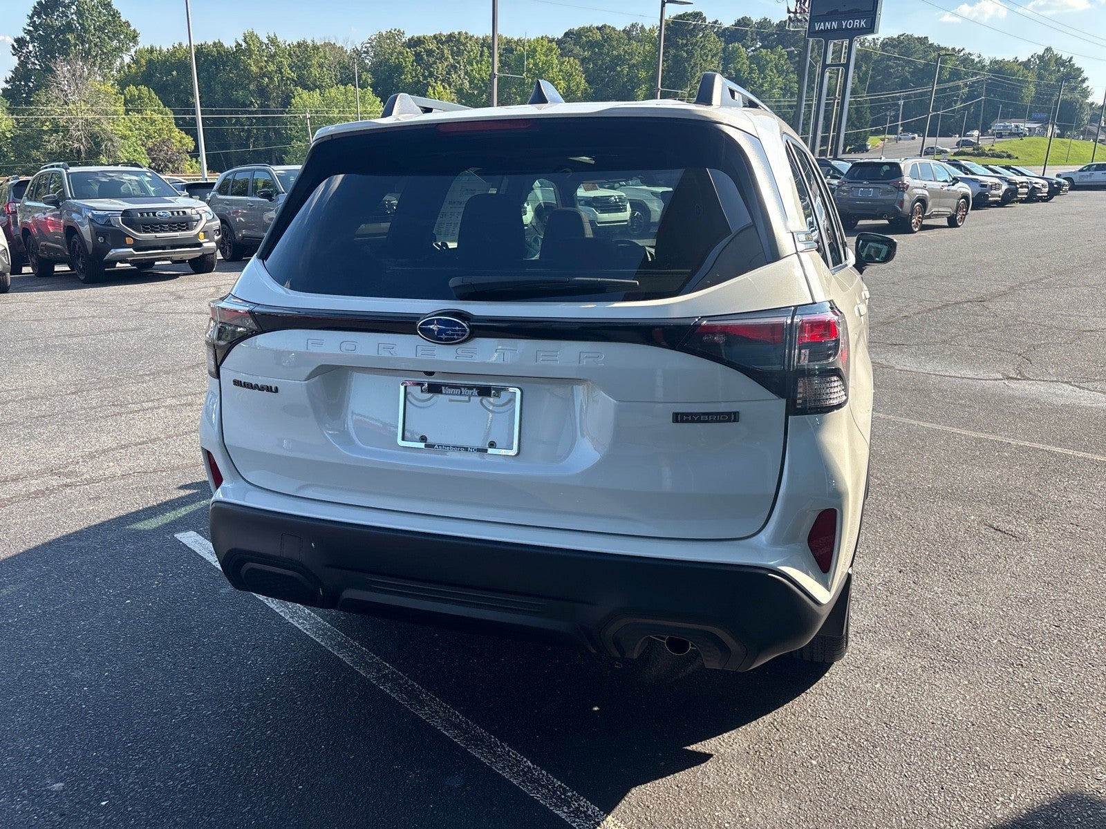 2026 Subaru FORESTER Premium Hybrid