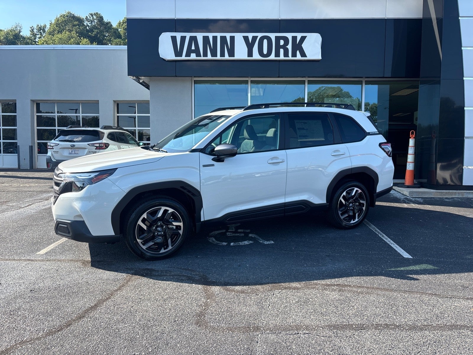 2026 Subaru FORESTER Premium Hybrid