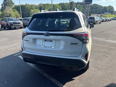 2026 Subaru FORESTER Premium Hybrid