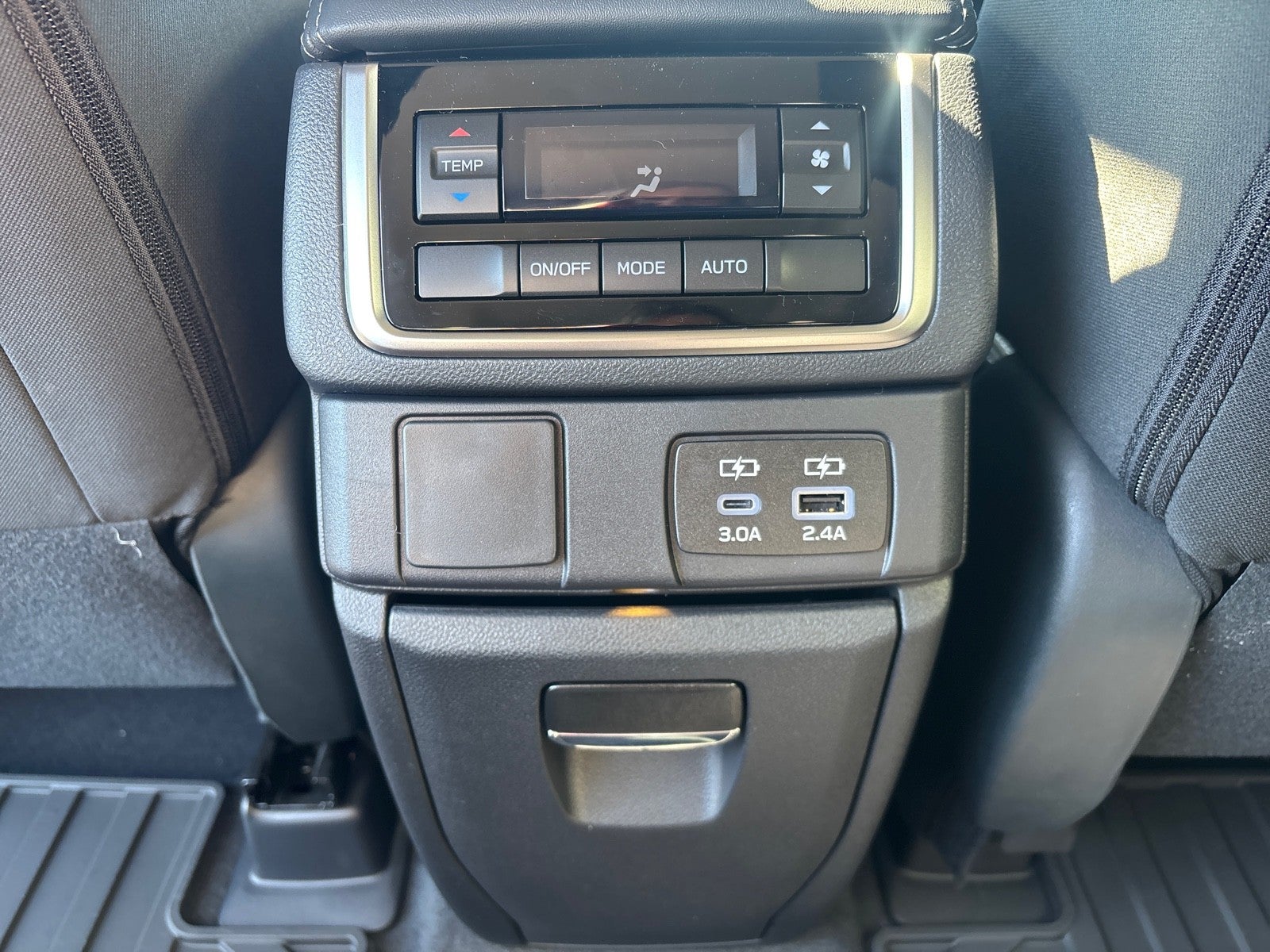 2025 Subaru ASCENT Premium 7 - Passenger