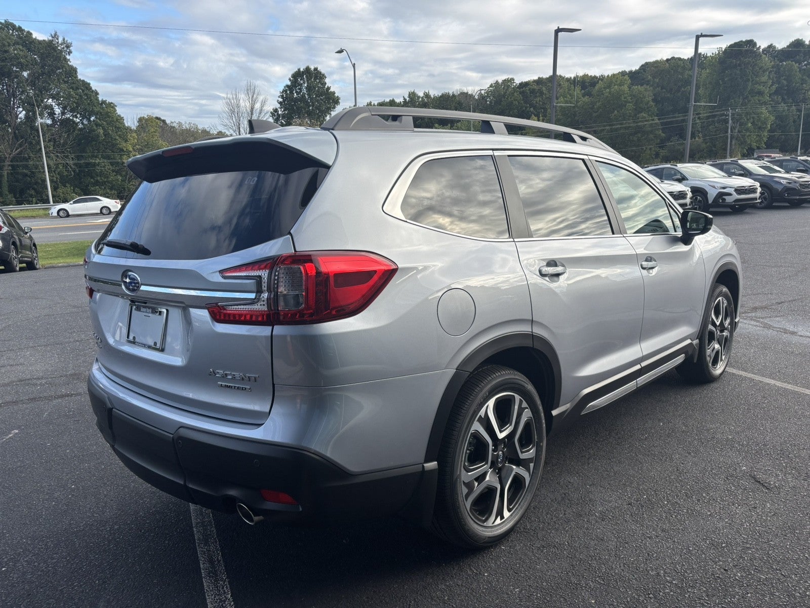 2025 Subaru ASCENT Limited 7 -Passenger