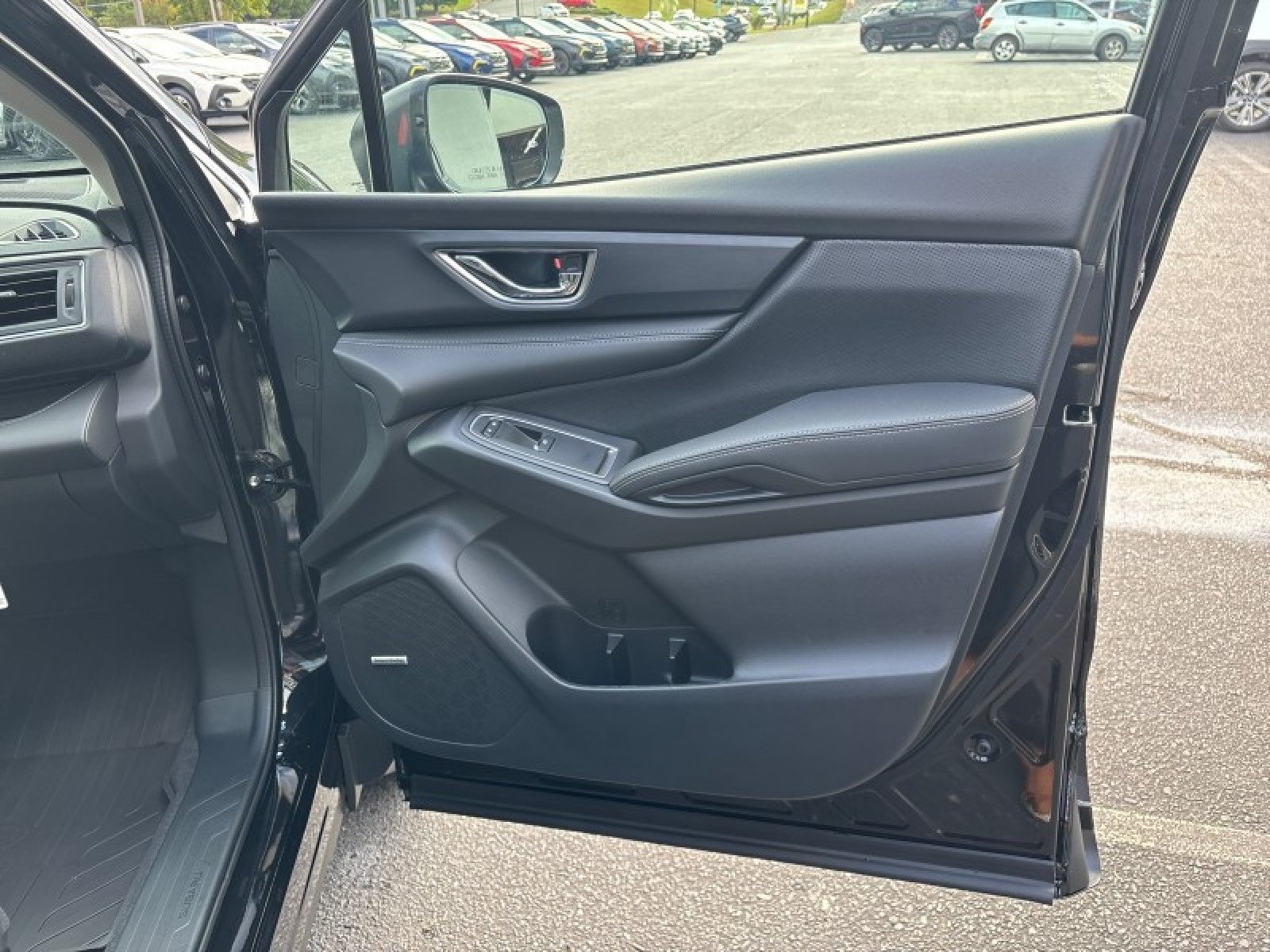 2025 Subaru ASCENT Limited 7 -Passenger