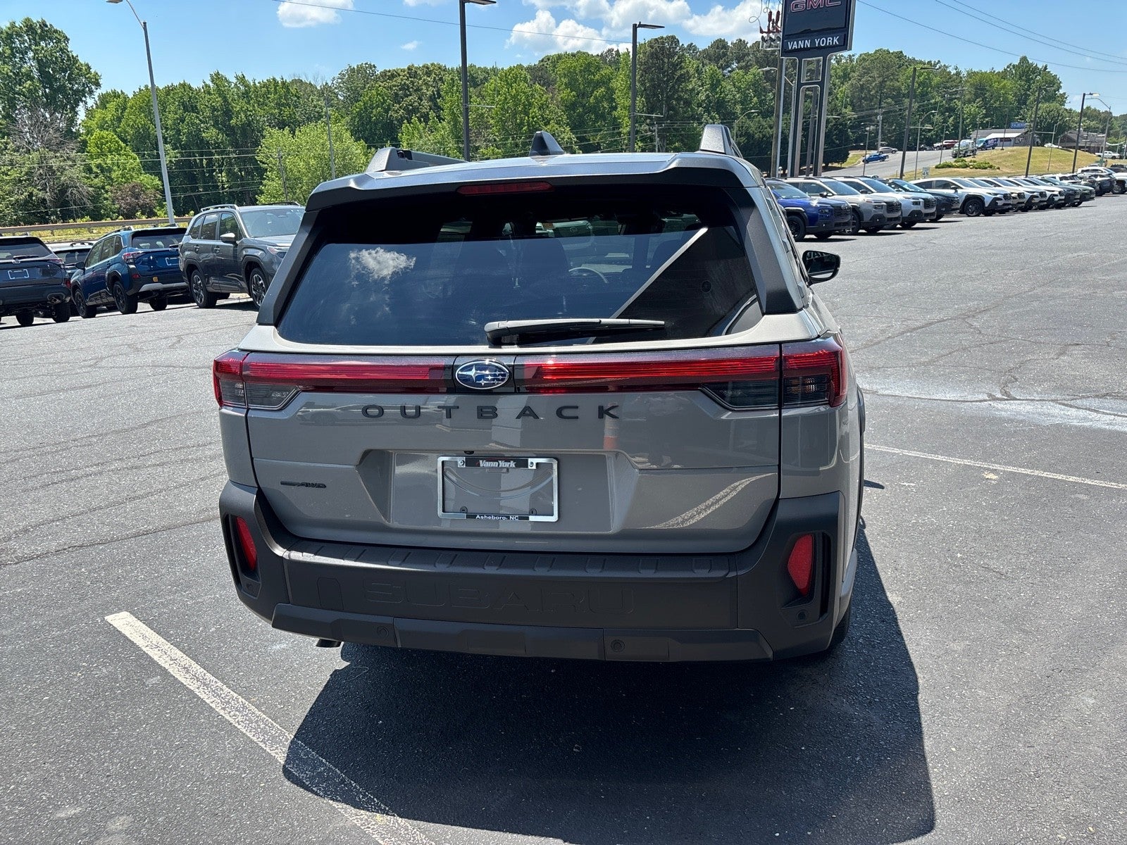 2026 Subaru OUTBACK Premium