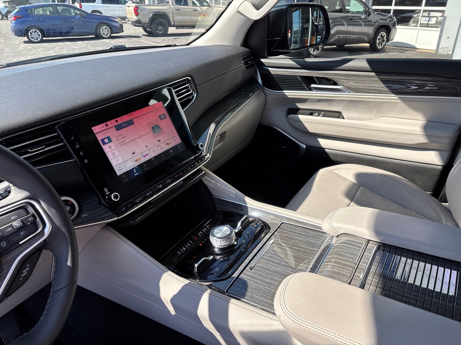 2022 Jeep Wagoneer Series III