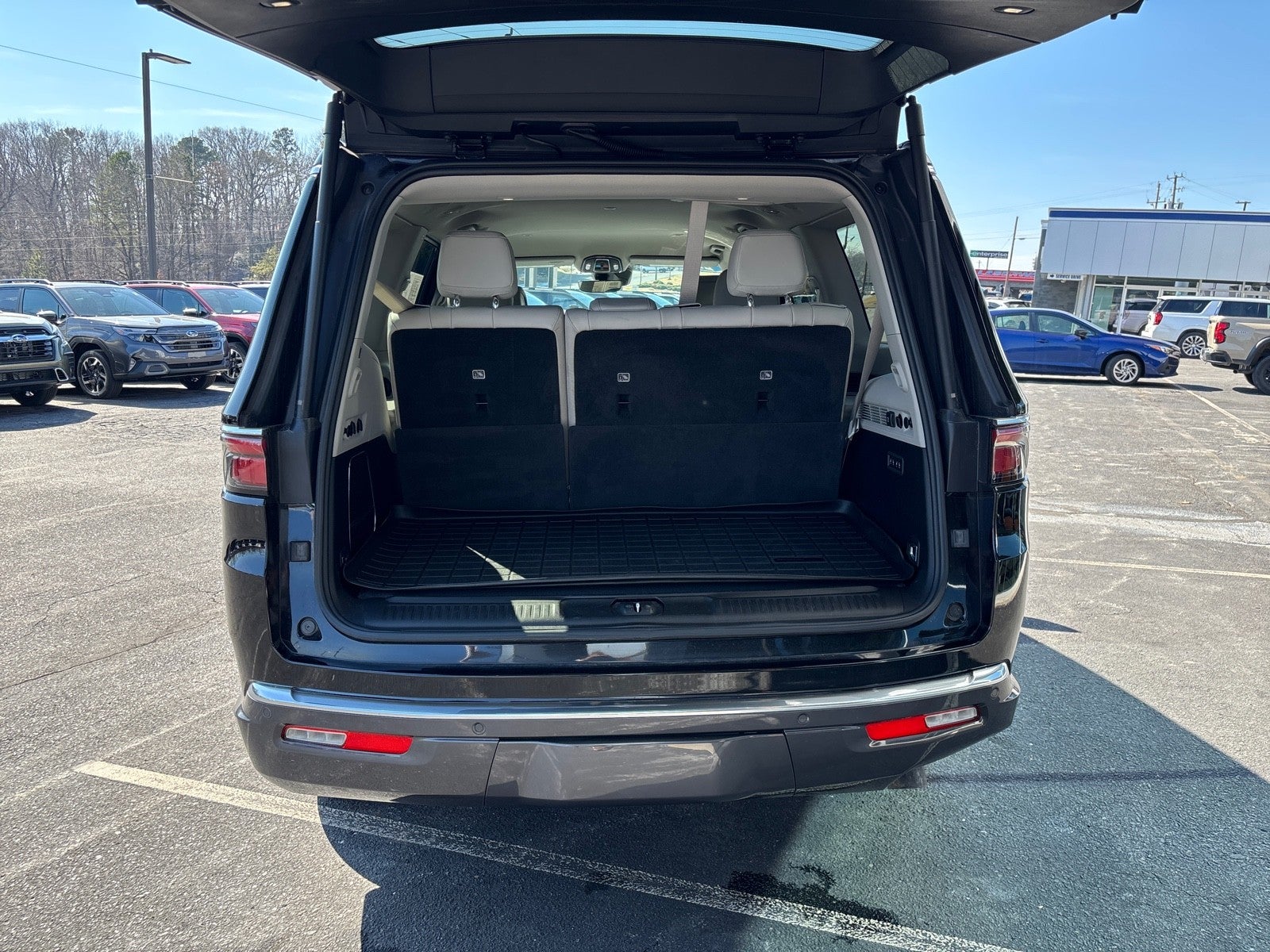 2022 Jeep Wagoneer Series III