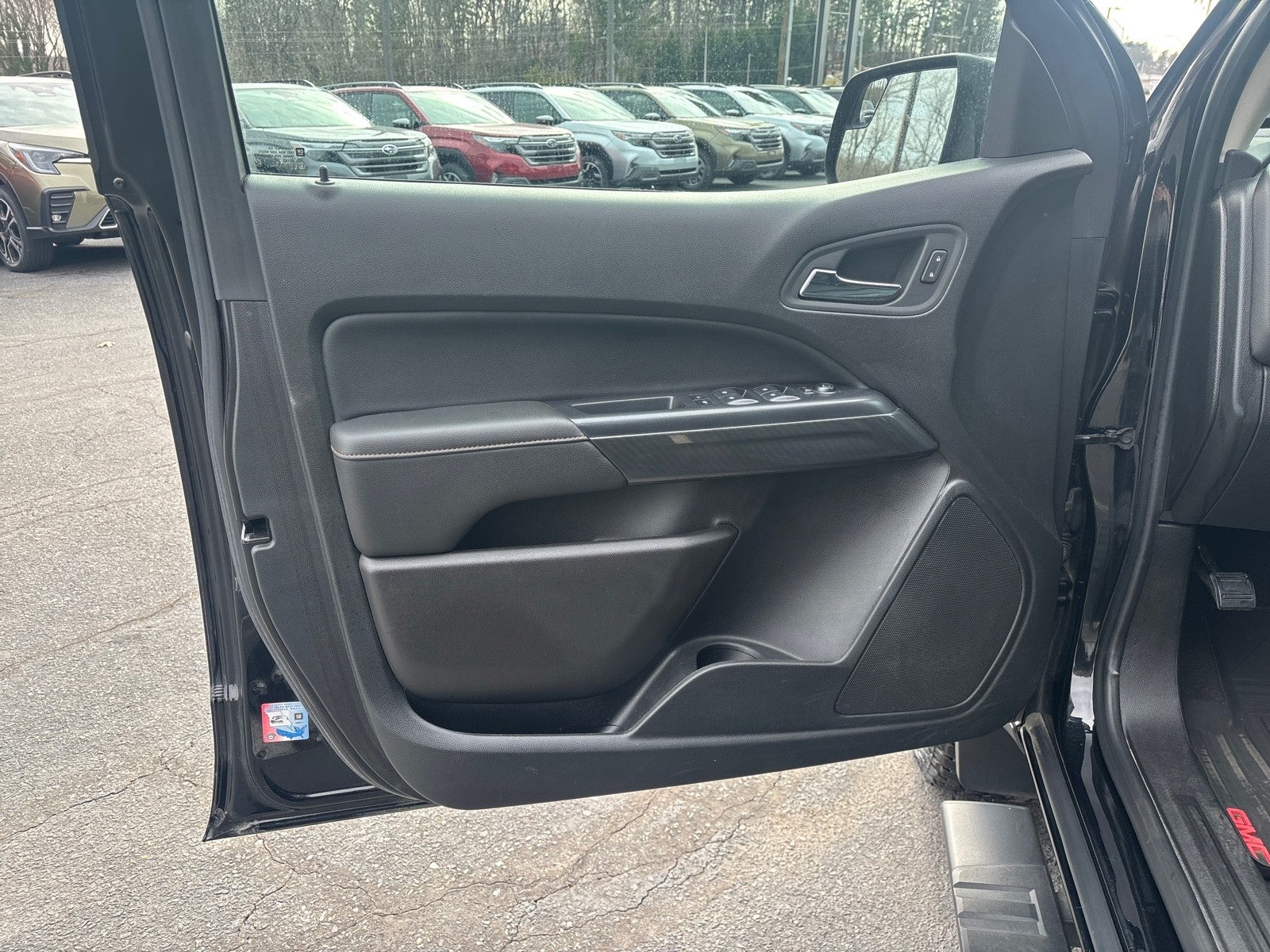 2021 GMC Canyon 4WD AT4 w/Leather