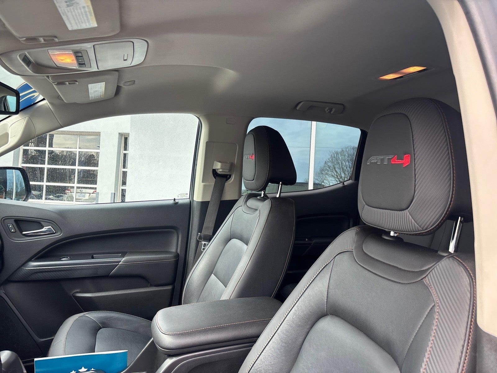 2021 GMC Canyon 4WD AT4 w/Leather