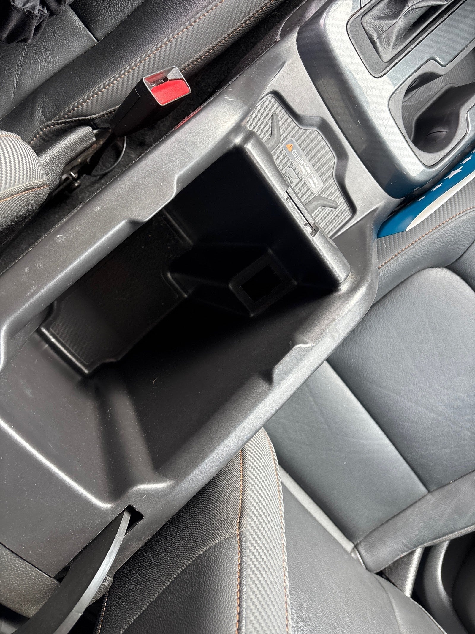 2021 GMC Canyon 4WD AT4 w/Leather