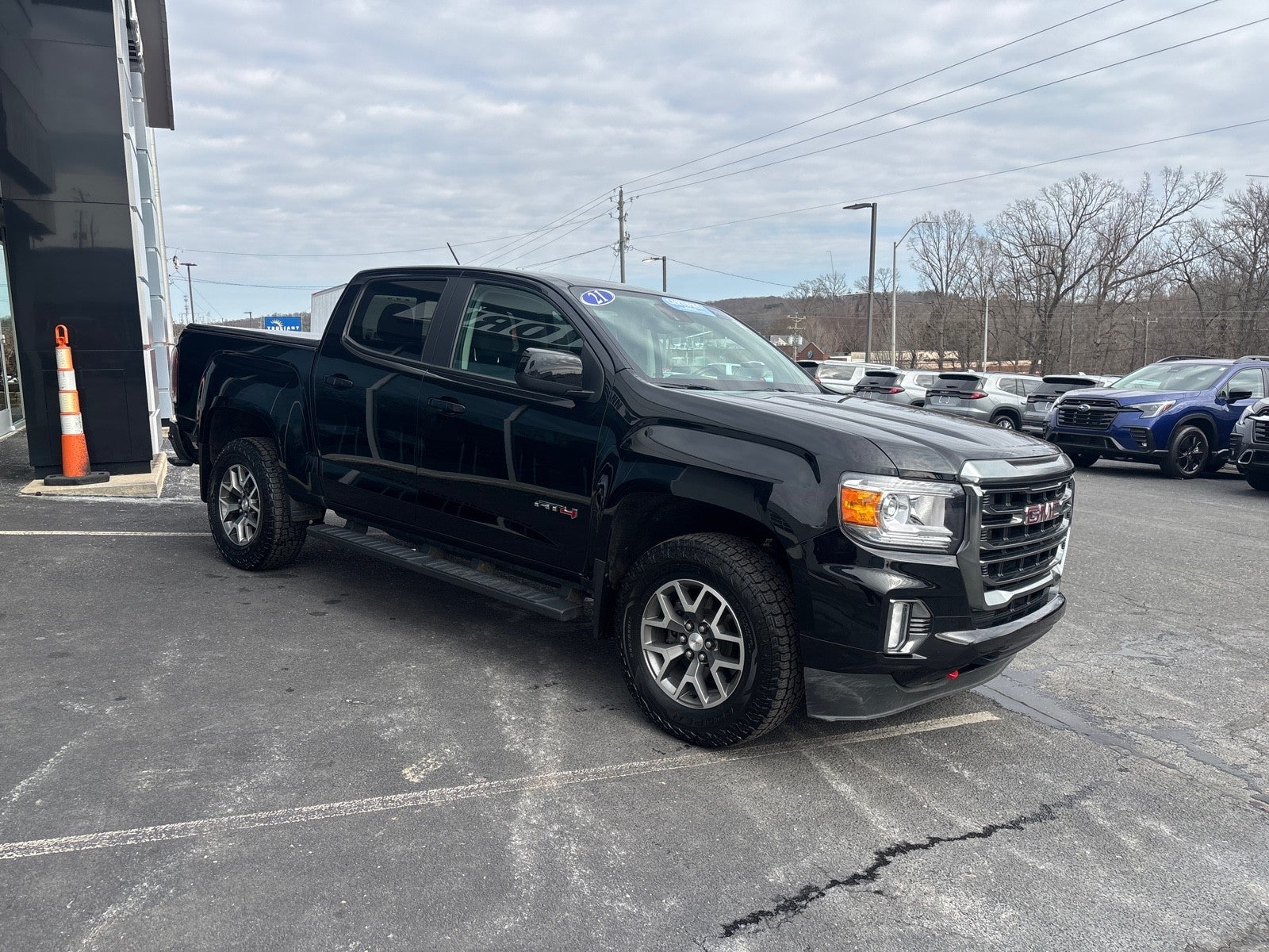 2021 GMC Canyon 4WD AT4 w/Leather