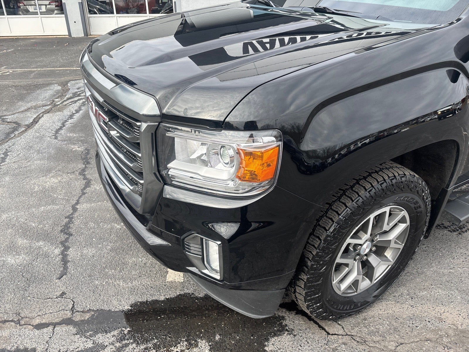 2021 GMC Canyon 4WD AT4 w/Leather