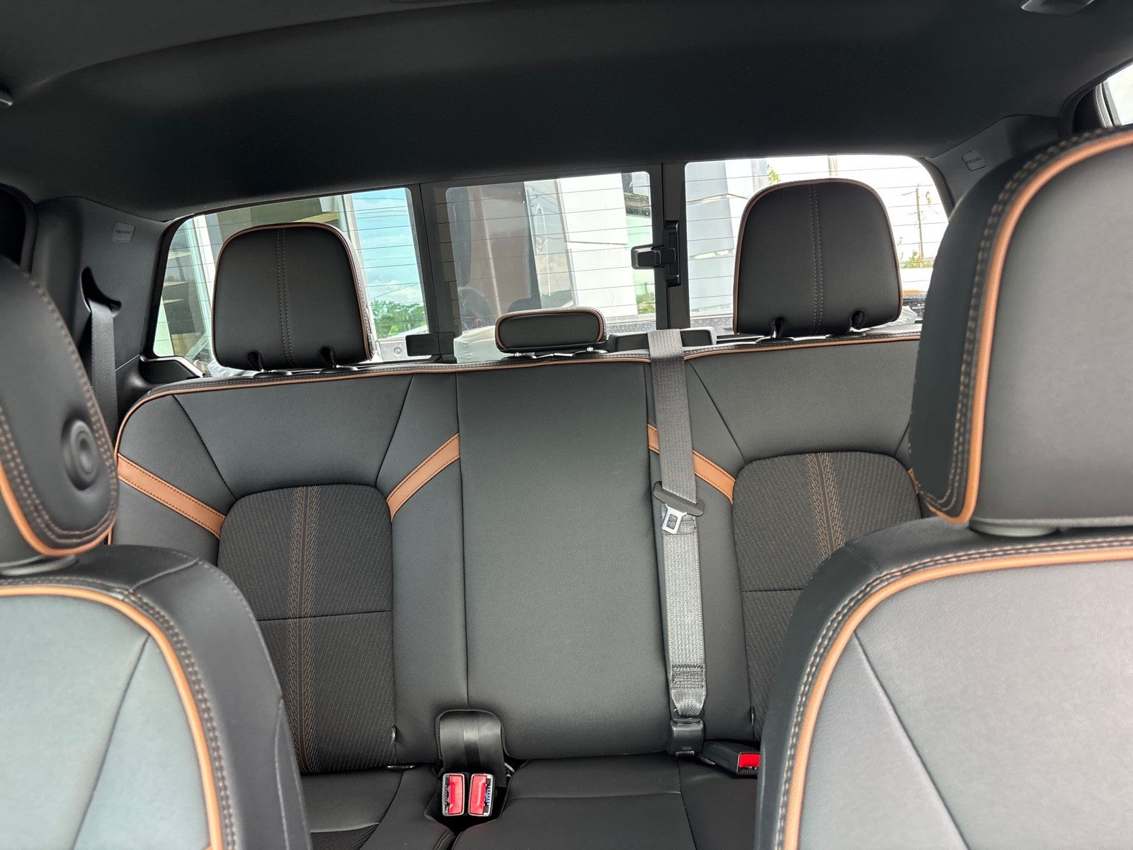 2025 GMC Canyon 4WD AT4