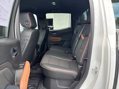 2025 GMC Canyon 4WD AT4