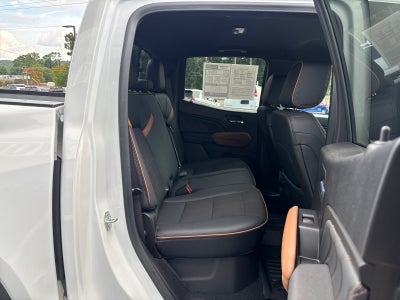 2025 GMC Canyon 4WD AT4