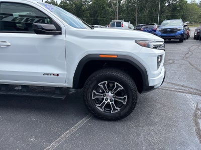 2025 GMC Canyon 4WD AT4