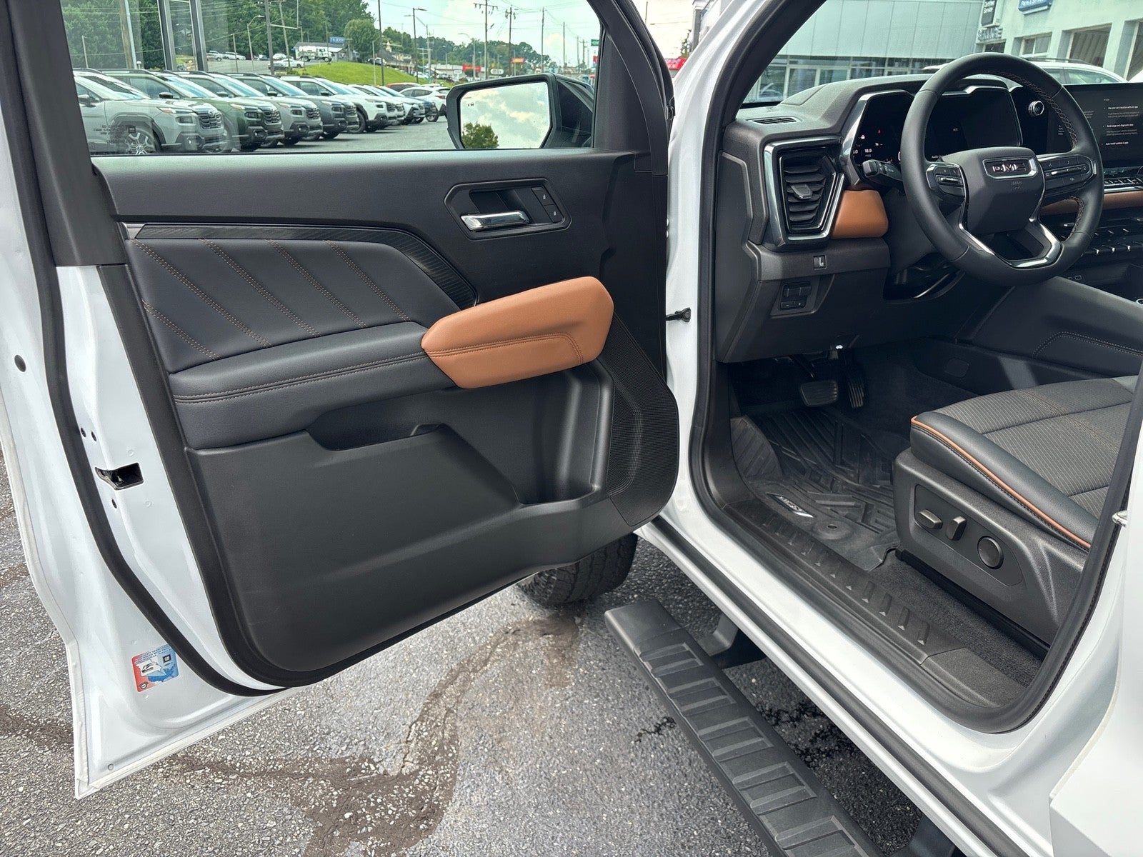 2025 GMC Canyon 4WD AT4